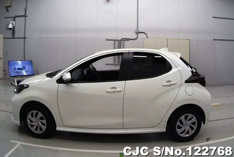 2020 Toyota / Yaris Stock No. 122768