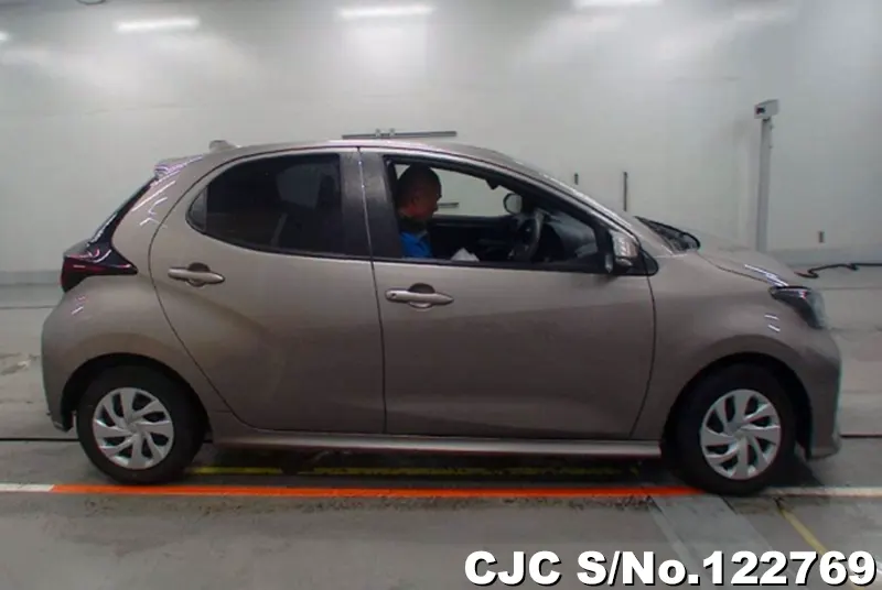 2020 Toyota / Yaris Stock No. 122769