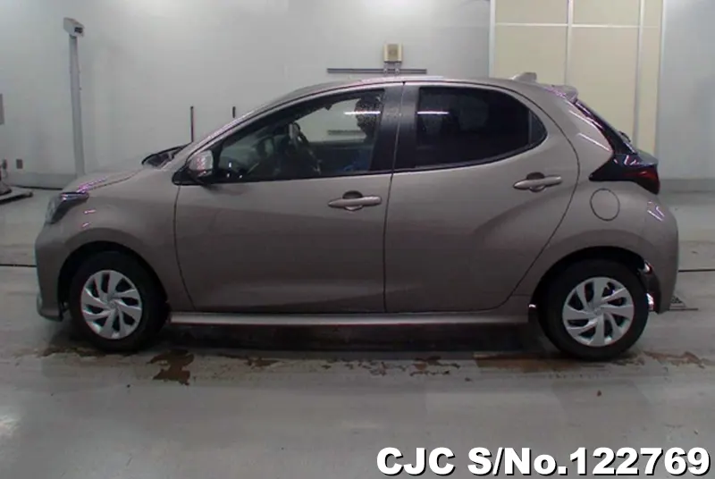 2020 Toyota / Yaris Stock No. 122769