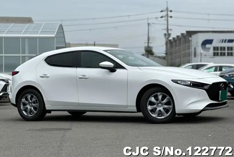 2024 Mazda / Mazda3 Stock No. 122772