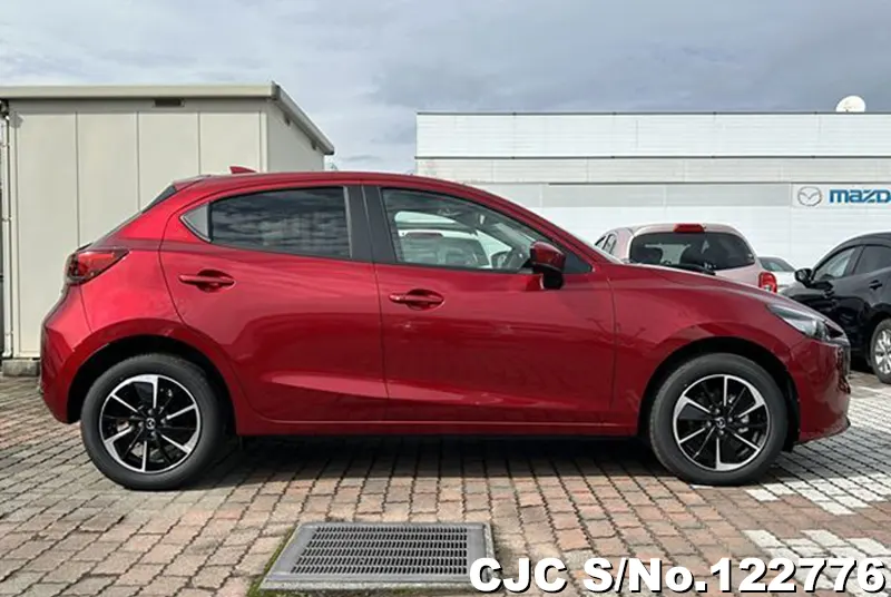 2024 Mazda / MAZDA2 Stock No. 122776