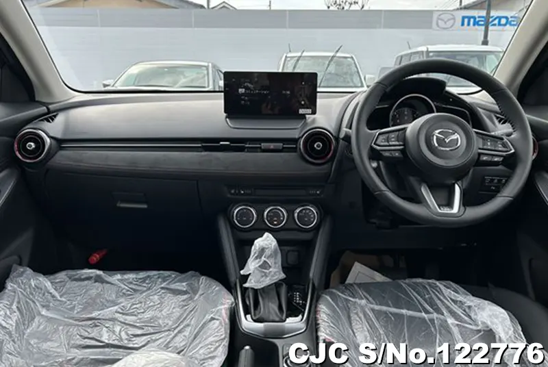 2024 Mazda / MAZDA2 Stock No. 122776