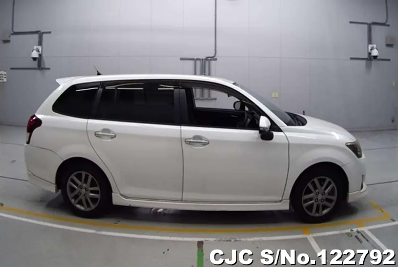 2013 Toyota / Corolla Fielder Stock No. 122792