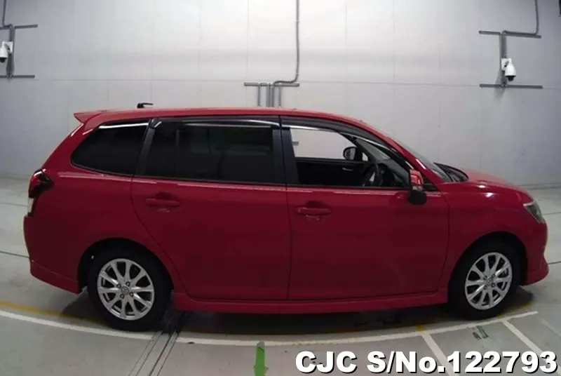 2012 Toyota / Corolla Fielder Stock No. 122793