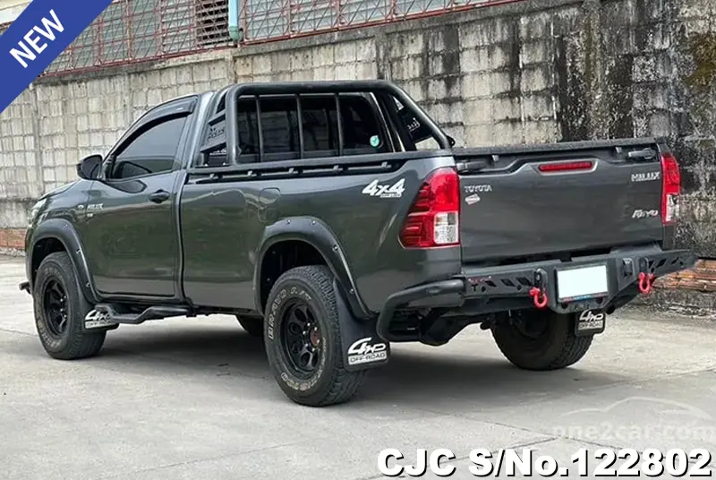 2020 Toyota / Hilux / Revo Stock No. 122802