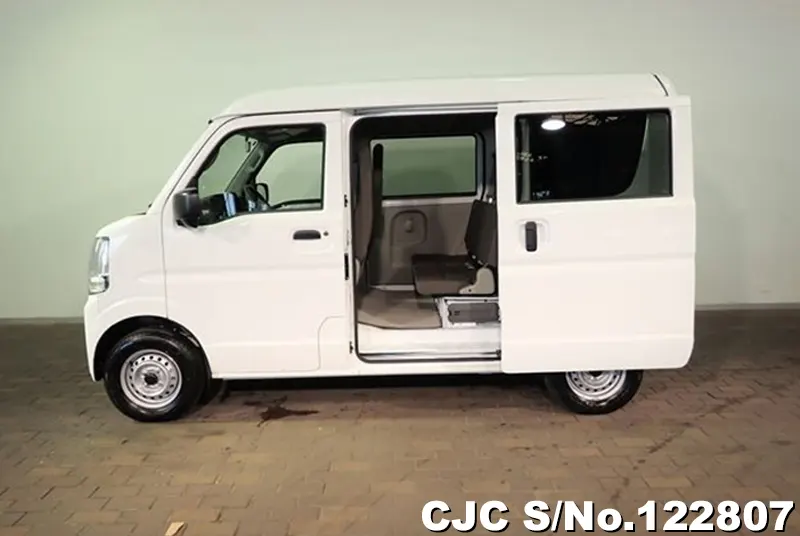 2024 Mitsubishi / Minicab Stock No. 122807