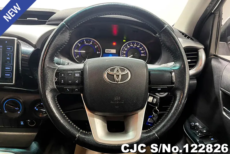 2019 Toyota / Hilux / Revo Stock No. 122826