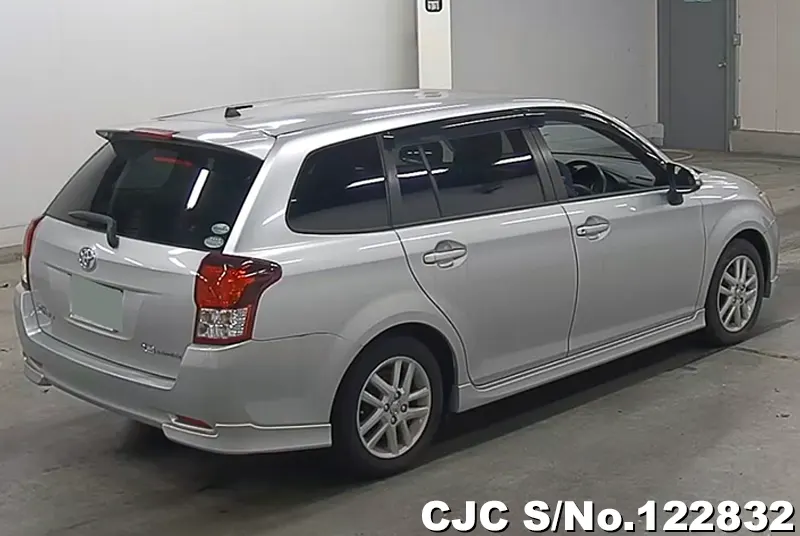 2012 Toyota / Corolla Fielder Stock No. 122832