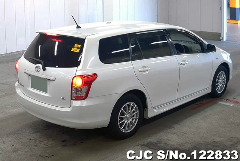 2010 Toyota / Corolla Fielder Stock No. 122833