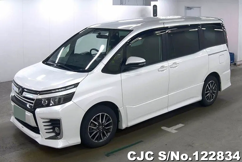 2015 Toyota / Voxy Stock No. 122834