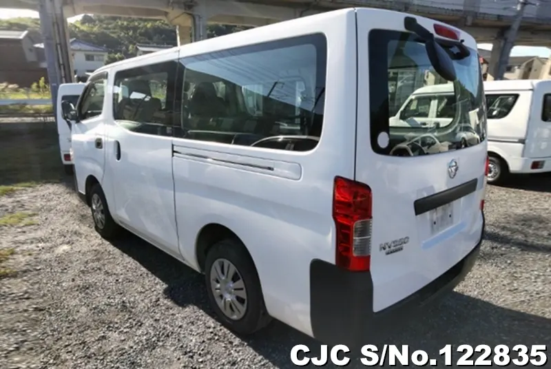 2019 Nissan / Caravan Stock No. 122835