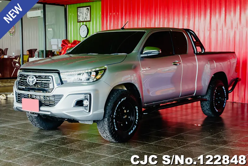 2018 Toyota / Hilux / Revo Stock No. 122848