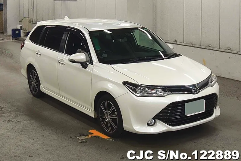 2016 Toyota / Corolla Fielder Stock No. 122889