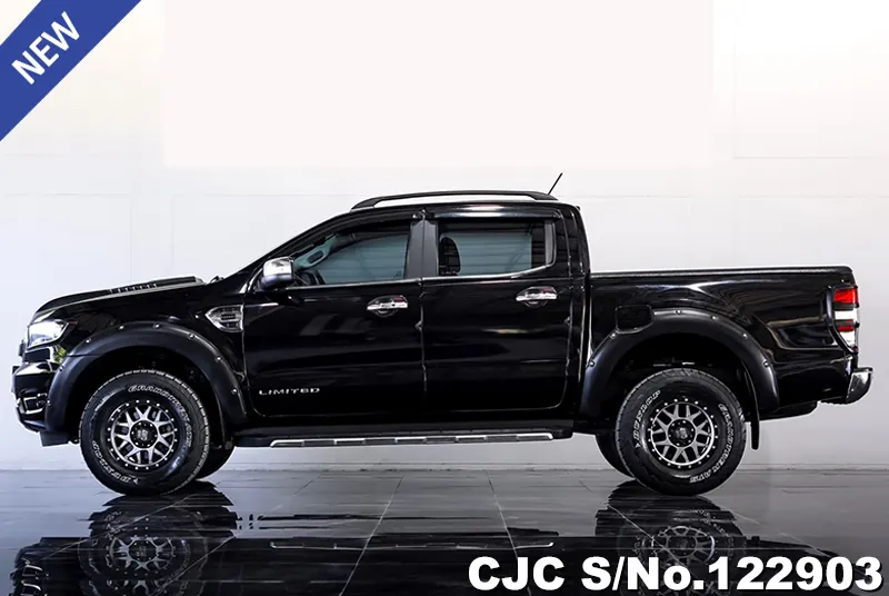 Ford Ranger in Black for Sale Image 7