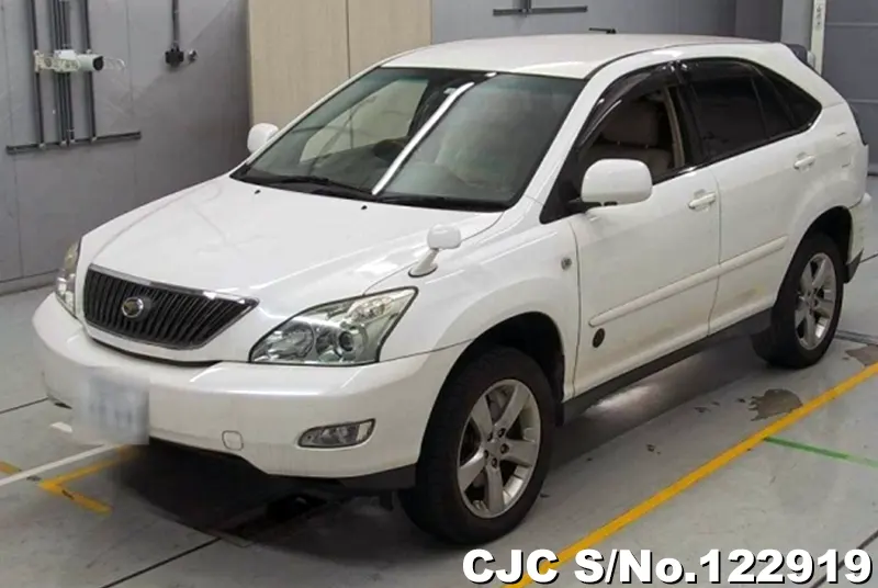 2004 Toyota / Harrier Stock No. 122919