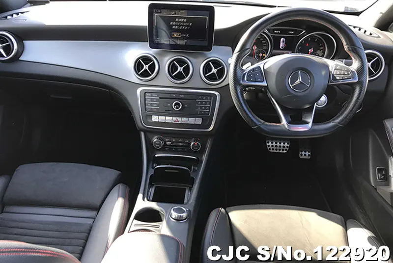 2017 Mercedes Benz / CLA Class Stock No. 122920