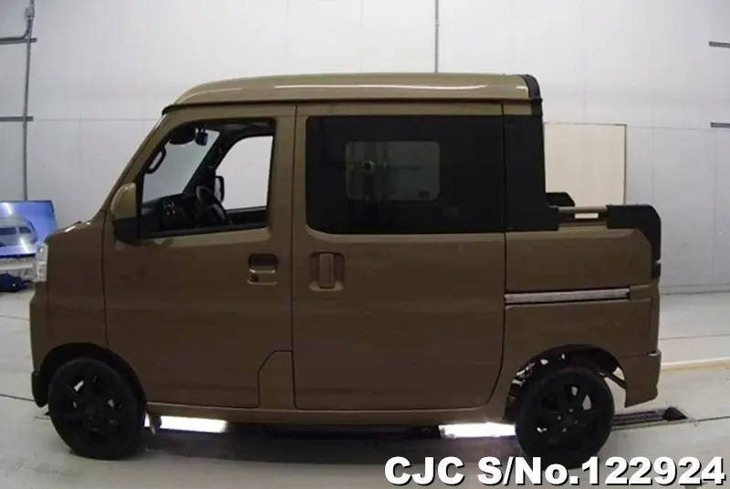 2022 Daihatsu / Hijet Van Stock No. 122924