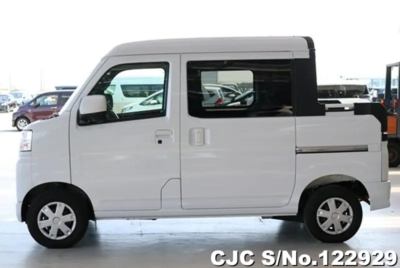 2022 Daihatsu / Hijet Van Stock No. 122929