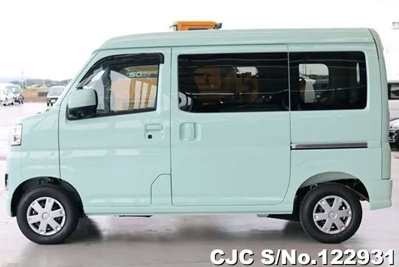 2024 Daihatsu / Hijet Van Stock No. 122931