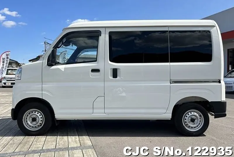 2022 Daihatsu / Hijet Van Stock No. 122935