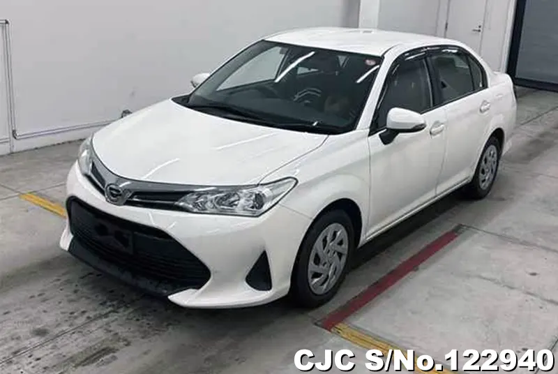 2019 Toyota / Corolla Axio Stock No. 122940