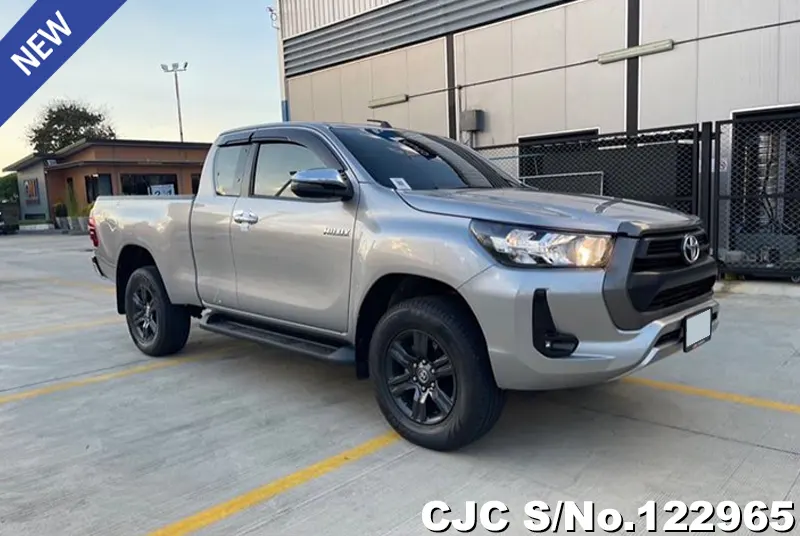 2020 Toyota / Hilux / Revo Stock No. 122965