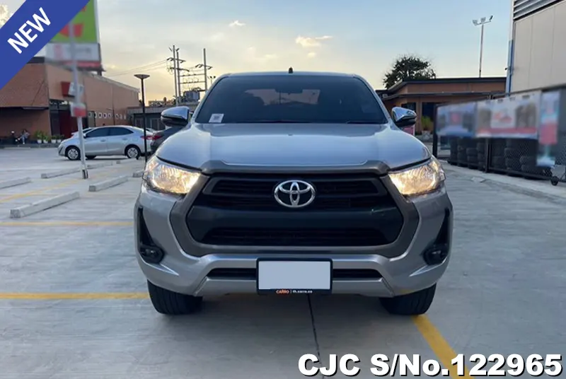 2020 Toyota / Hilux / Revo Stock No. 122965