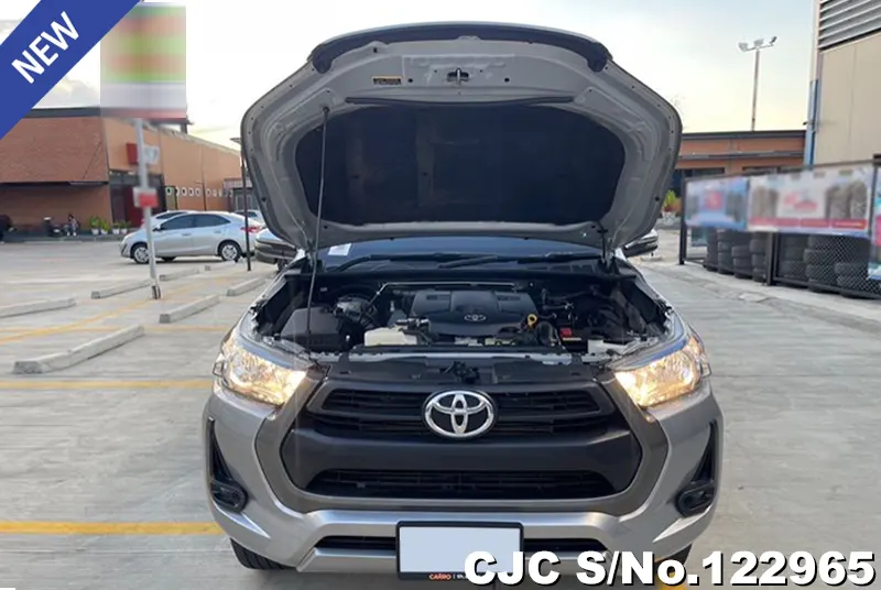 2020 Toyota / Hilux / Revo Stock No. 122965