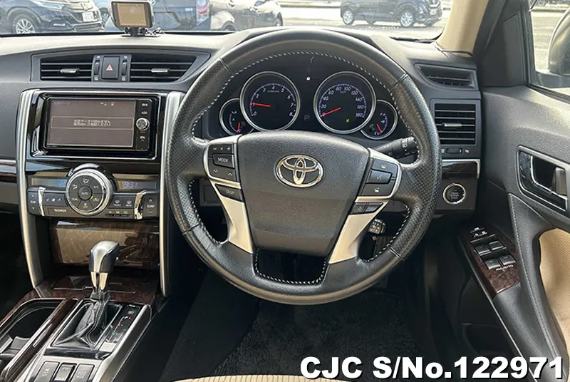 2017 Toyota / Mark X Stock No. 122971