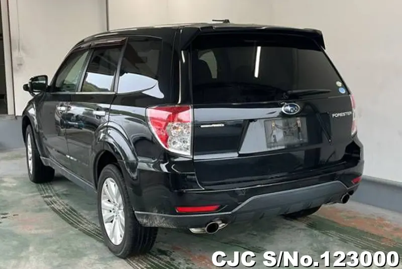 2011 Subaru / Forester Stock No. 123000