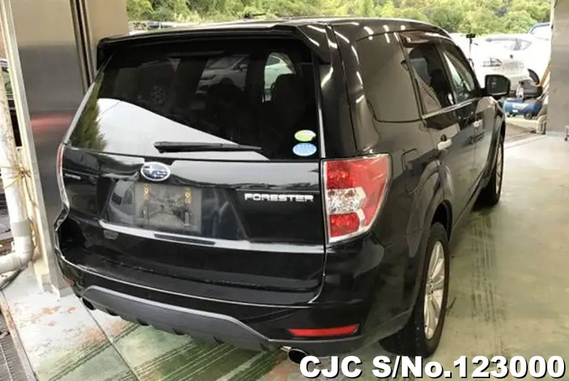 2011 Subaru / Forester Stock No. 123000