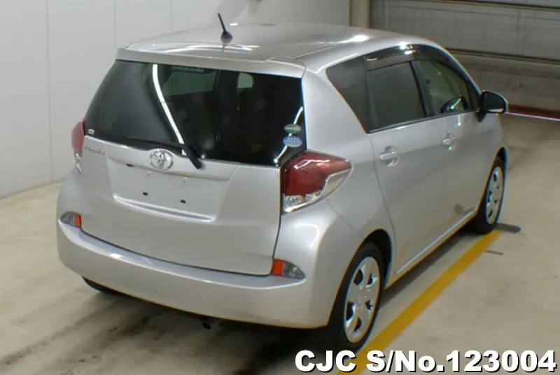 2015 Toyota / Ractis Stock No. 123004