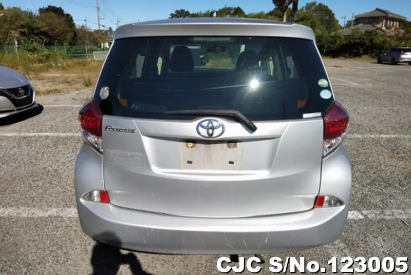 2015 Toyota / Ractis Stock No. 123005