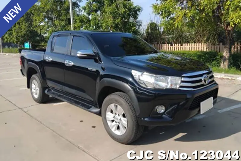 2016 Toyota / Hilux / Revo Stock No. 123044