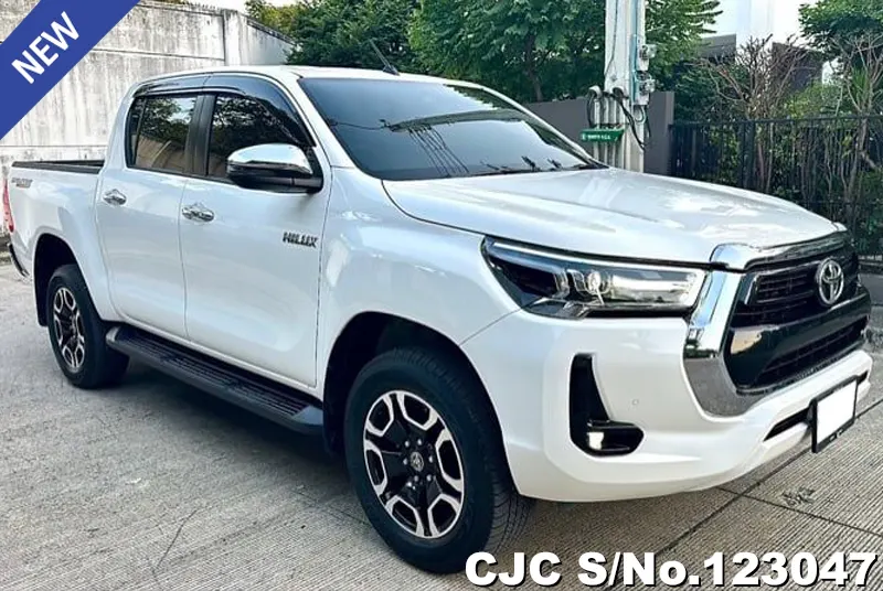 2022 Toyota / Hilux / Revo Stock No. 123047