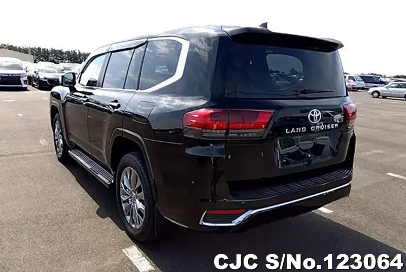 2023 Toyota / Land Cruiser Stock No. 123064