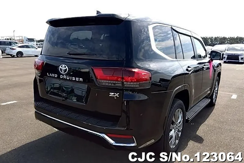 2023 Toyota / Land Cruiser Stock No. 123064