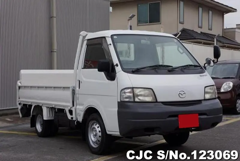 2004 Mazda / Bongo Stock No. 123069