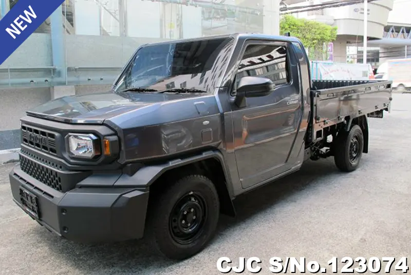 2024 Toyota / Hilux / Champ Stock No. 123074