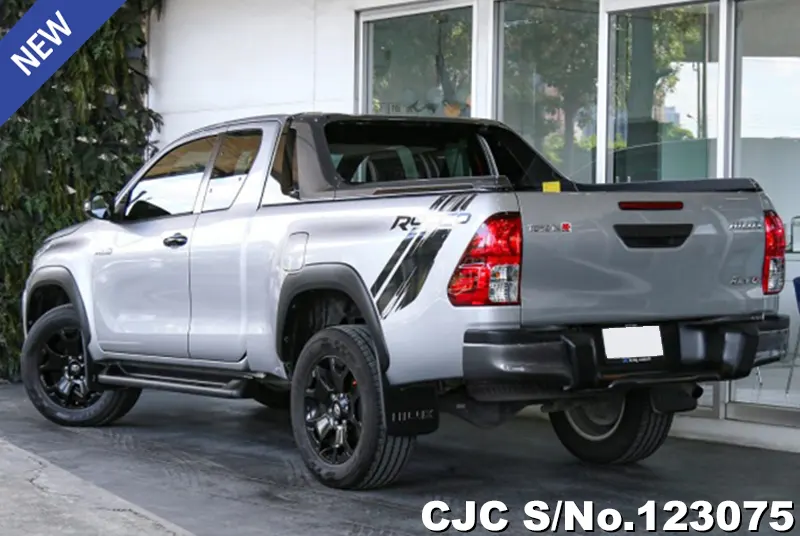 2019 Toyota / Hilux / Revo Stock No. 123075