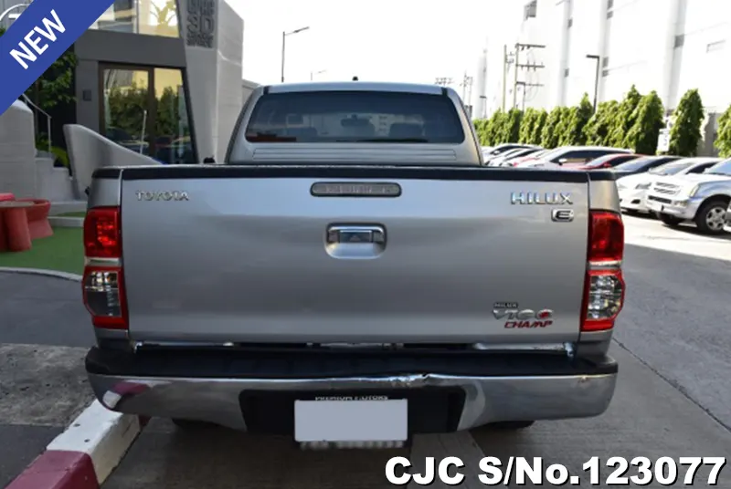 2015 Toyota / Hilux / Vigo Stock No. 123077