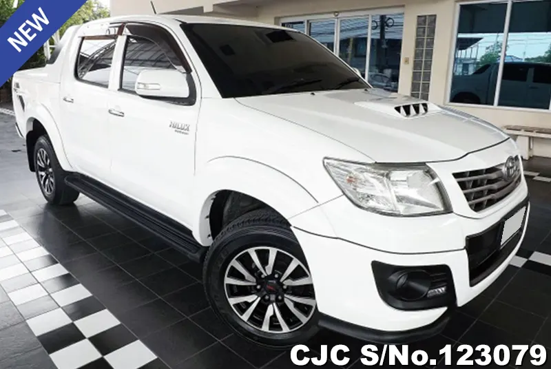 2015 Toyota / Hilux / Vigo Stock No. 123079