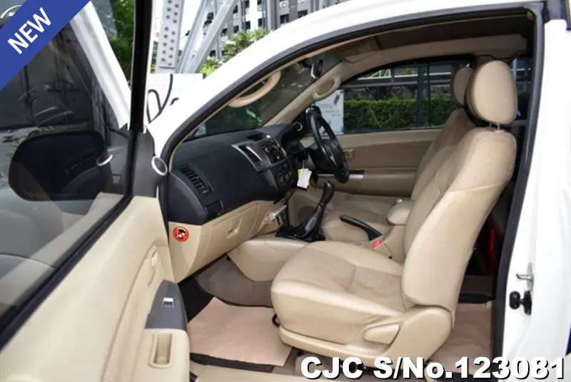 2014 Toyota / Hilux / Vigo Stock No. 123081