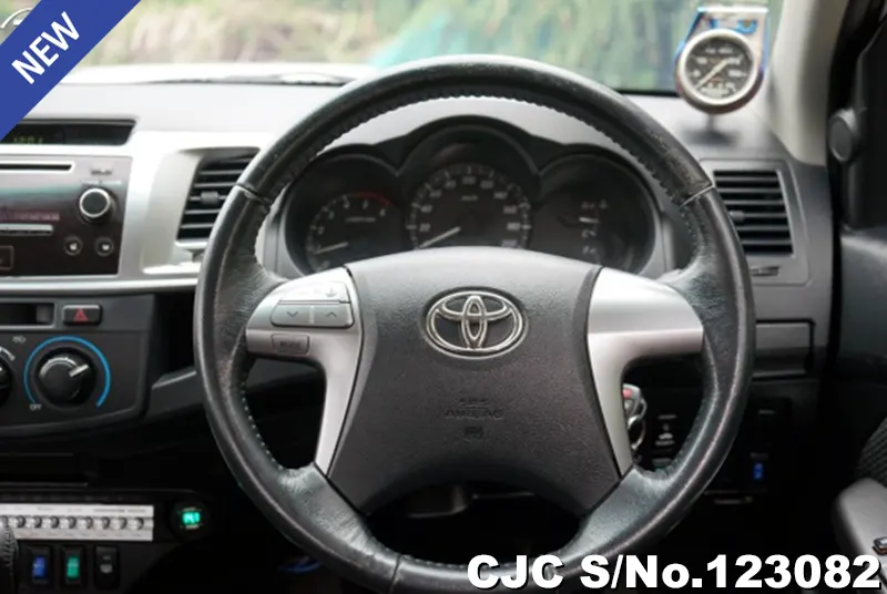 2014 Toyota / Hilux / Vigo Stock No. 123082