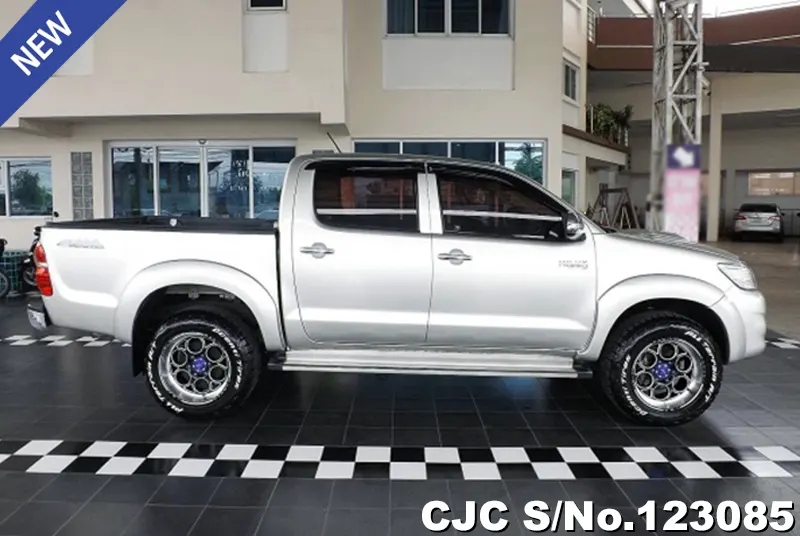 2014 Toyota / Hilux / Vigo Stock No. 123085