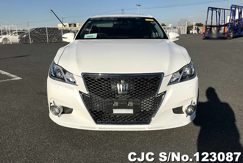 2015 Toyota / Crown Stock No. 123087