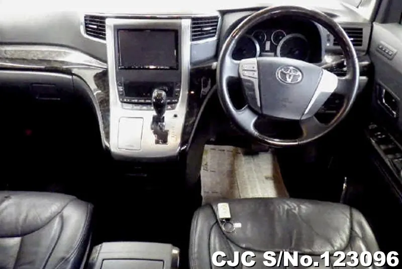 2012 Toyota / Alphard Stock No. 123096