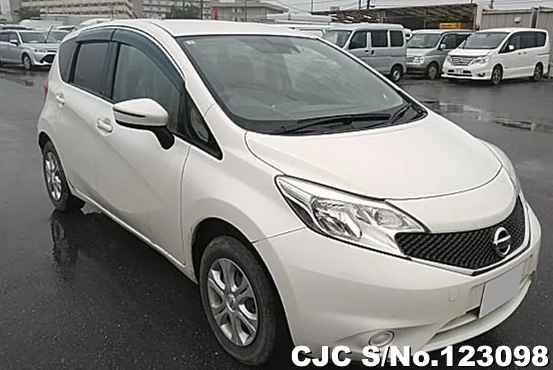 2015 Nissan / Note Stock No. 123098