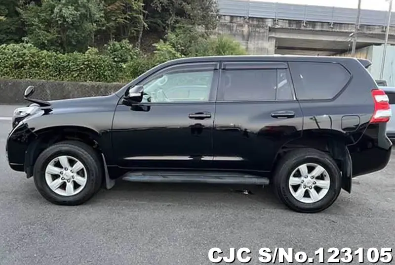 2015 Toyota / Land Cruiser Prado Stock No. 123105