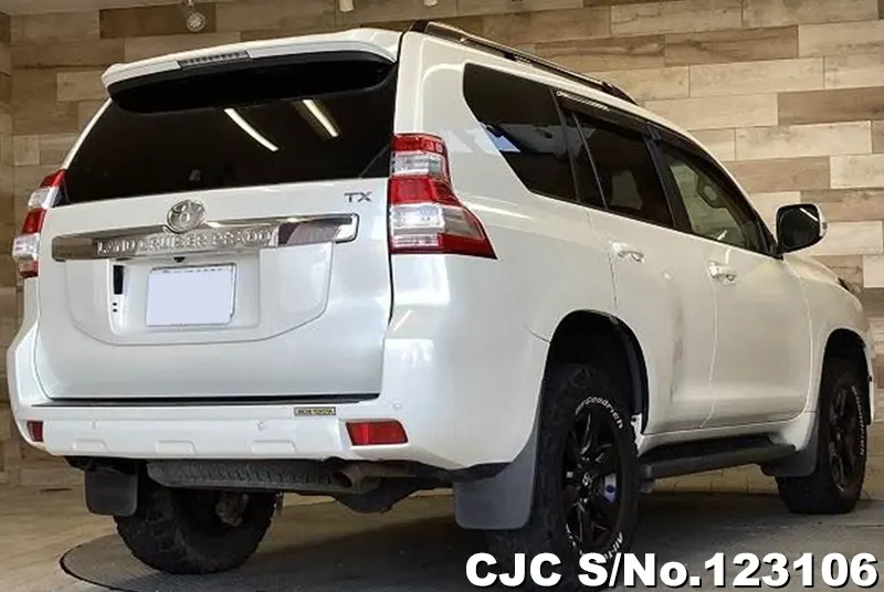 2015 Toyota / Land Cruiser Prado Stock No. 123106